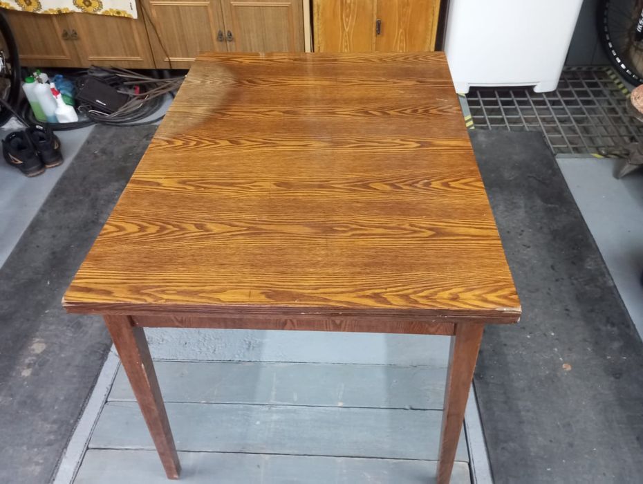 Продам выдвижной стол