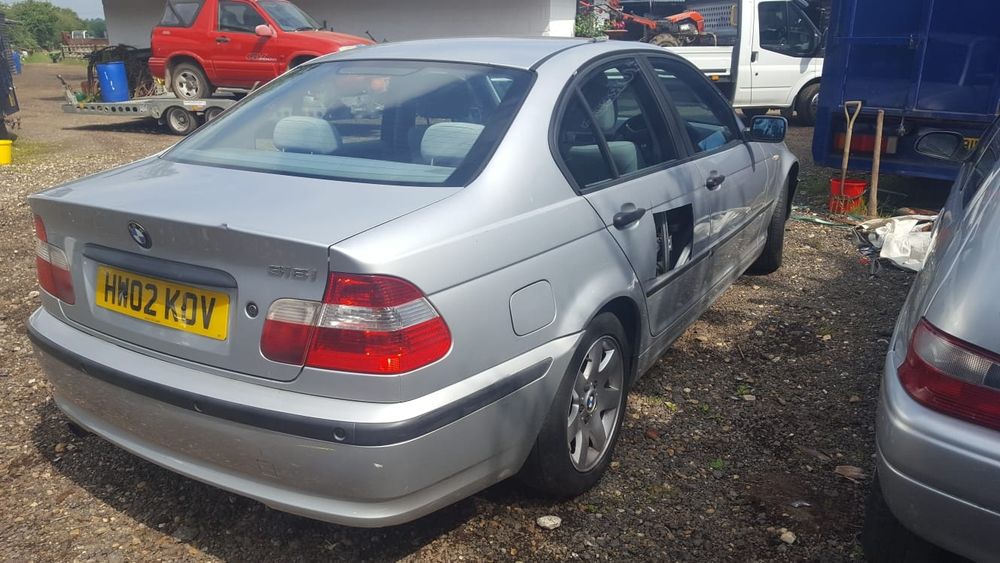 Piese auto BMW e46 318 facelift