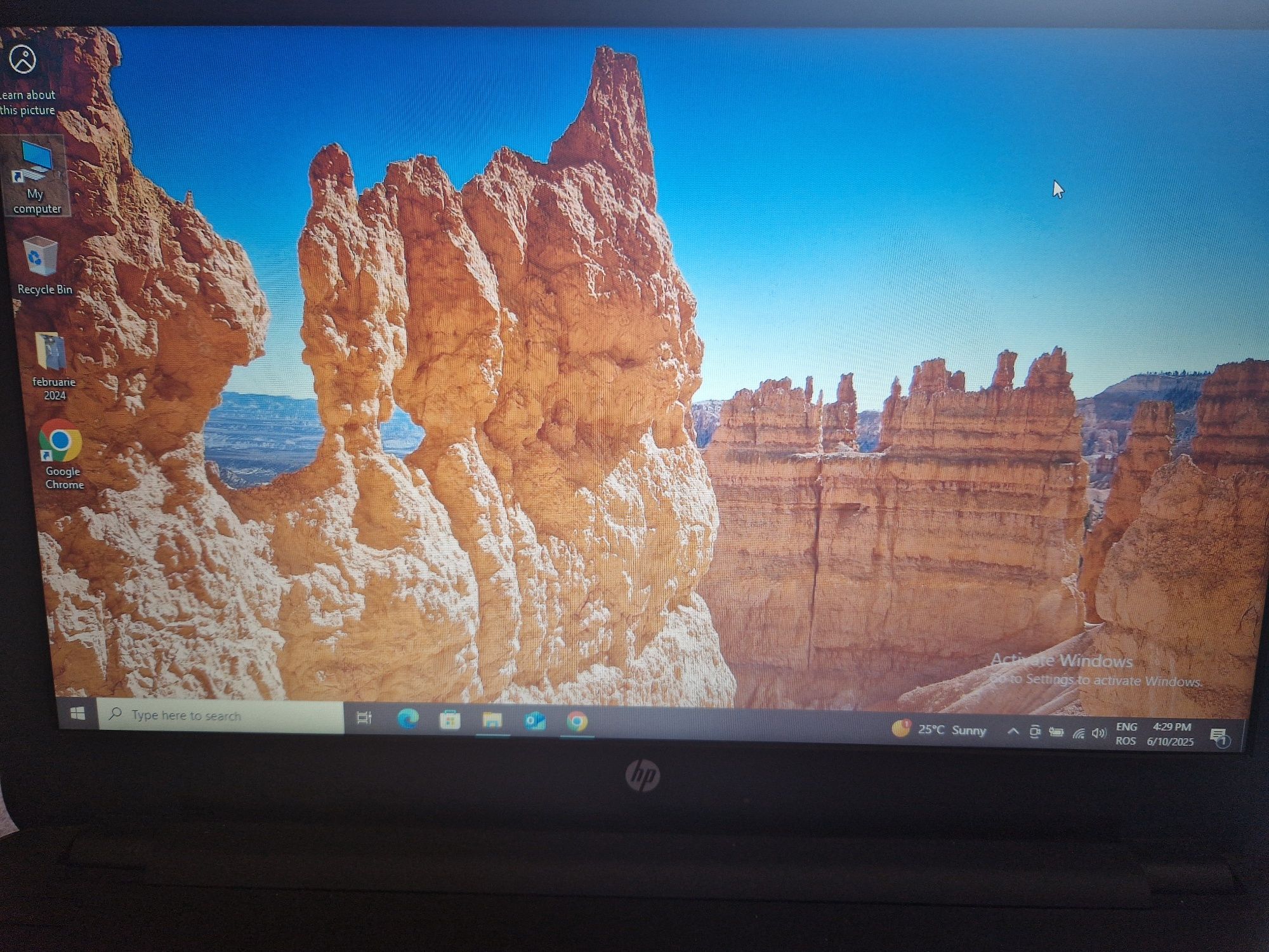 Laptop HP 250 G5 - 15,6",i3,4GB RAM , Windows 10,gata de folosit