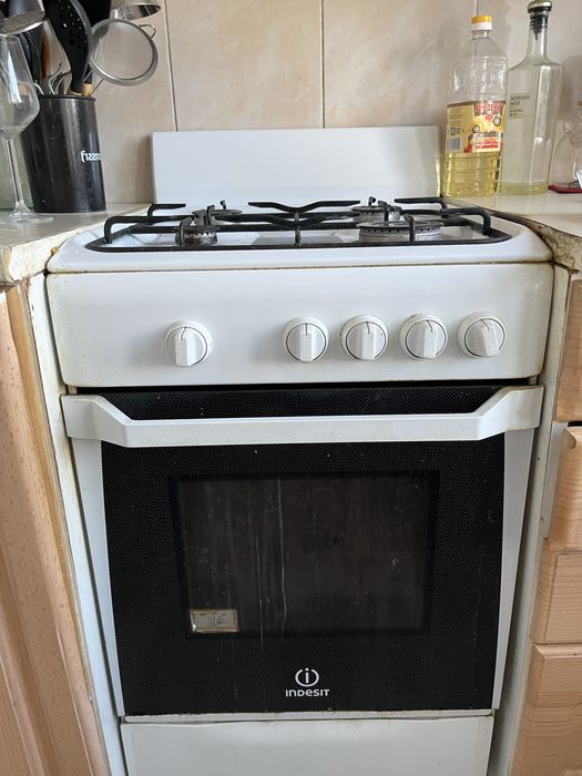 Продам газовую плиту! Все конфорки рабочие.