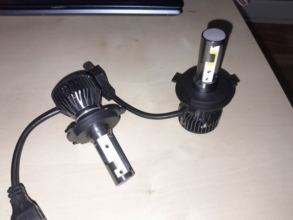 Becuri led h4, plafoniera, poziție, număr