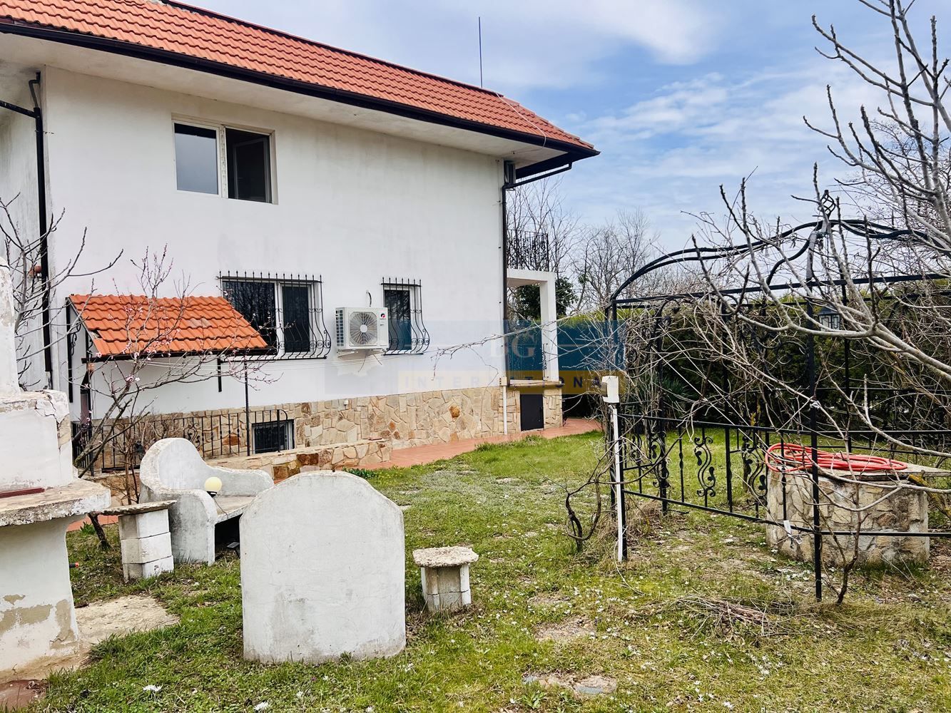 Къща в Еко Район Панорама Море