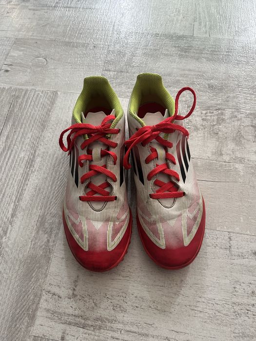 Обувки за футбол Adidas