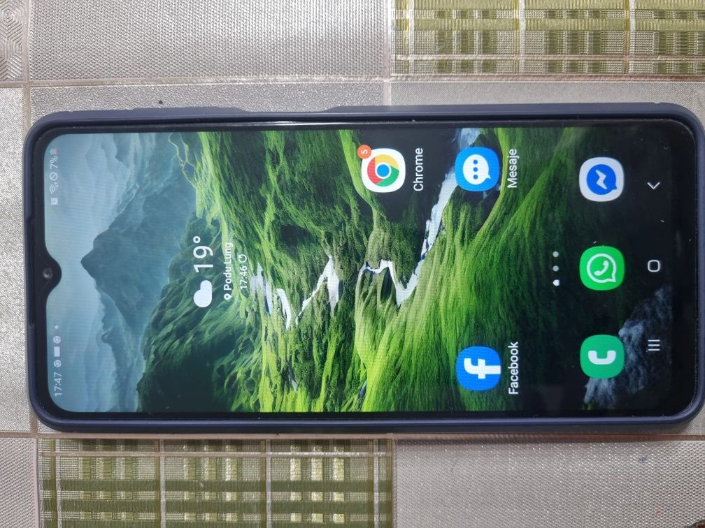 Vand telefon Samsung A12
