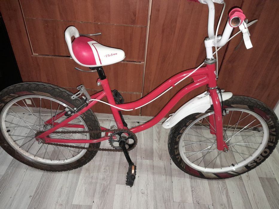 Bicicleta copii între 8 și 14 ani