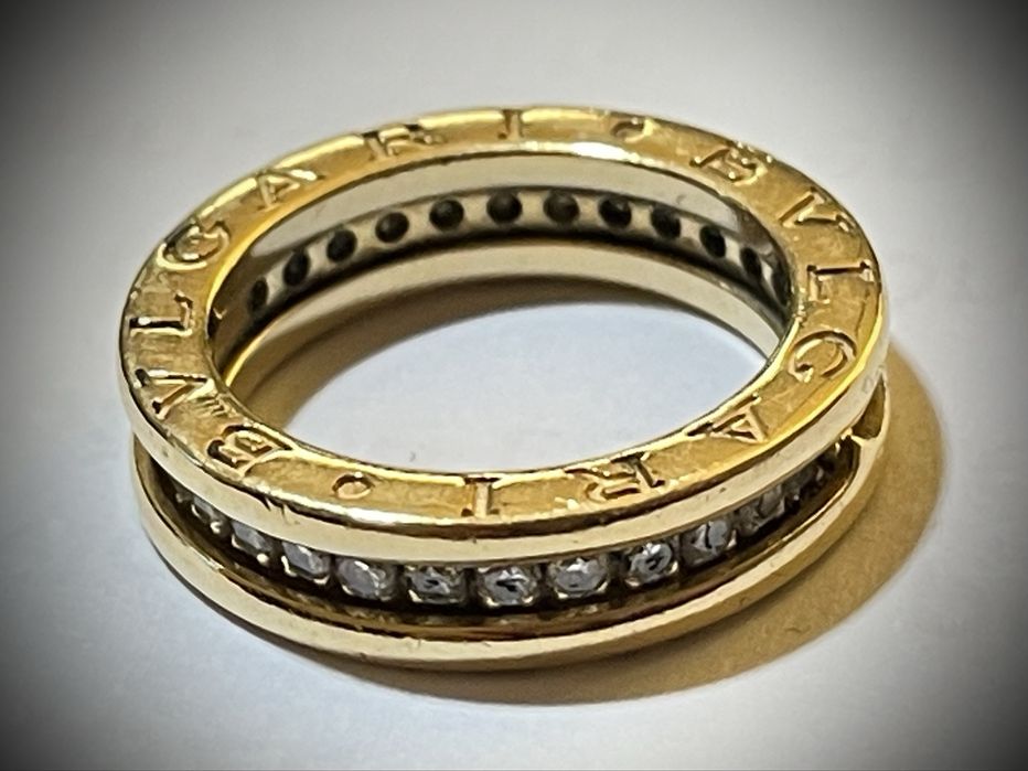 Inel aur 18 K B V L G A R I  cu diamante.