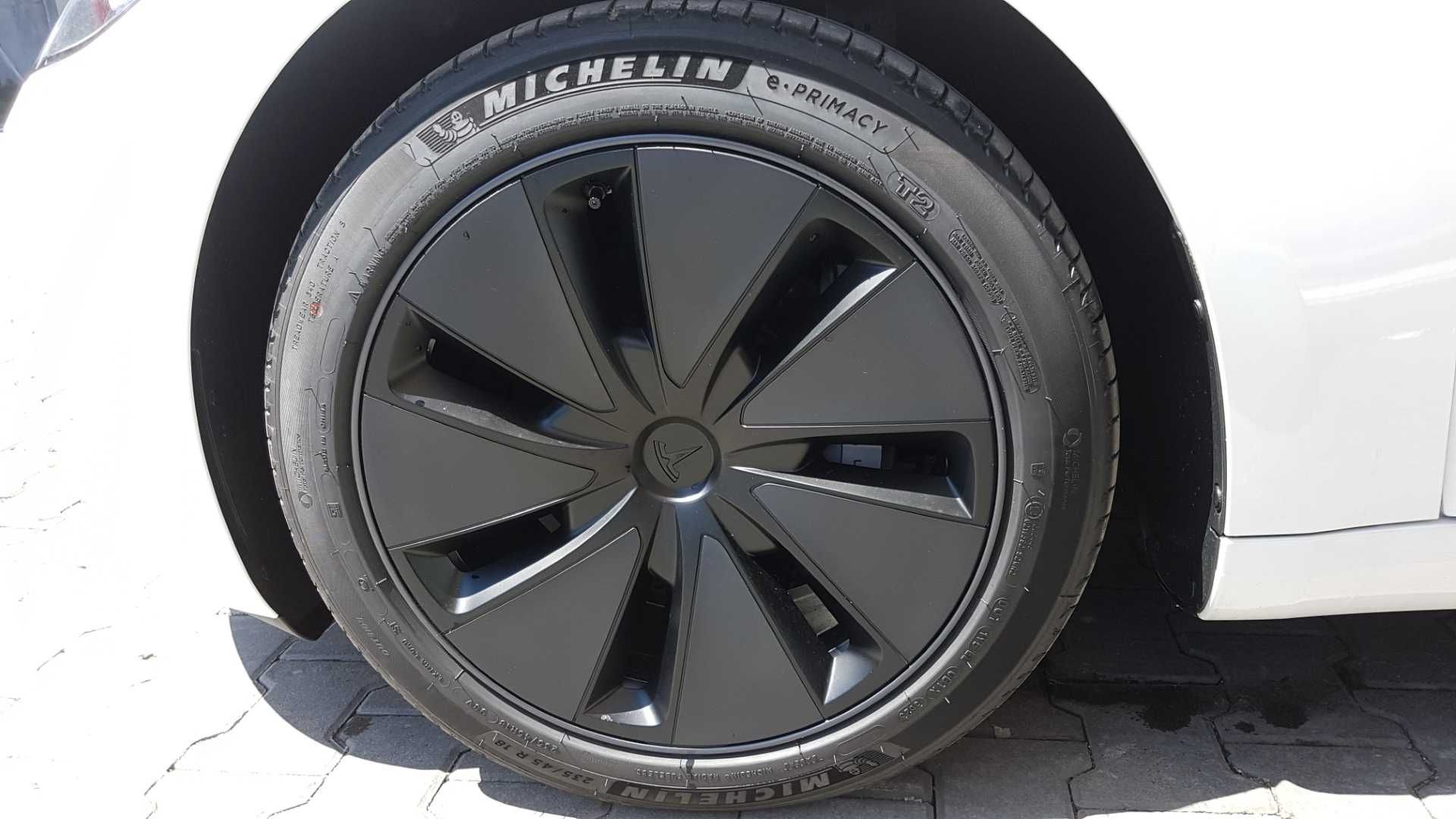 Michelin e-Primacy 235 45 R18 98V XL Acoustic T2 (Tesla), rulaj 95 km