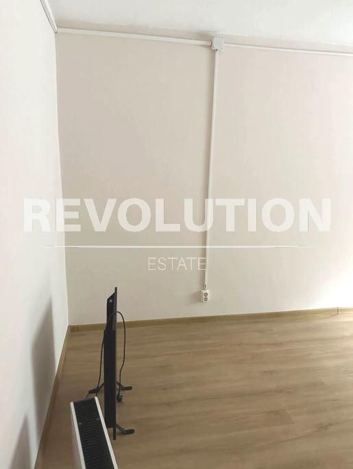 Дава се под наем Двустаен апартамент в Варна, Лятно кино Тракия - 50 кв.м за 280 € - Снимка #3