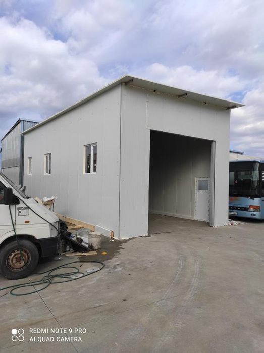 Garaj metalic din panouri sandwich 6 x 6m