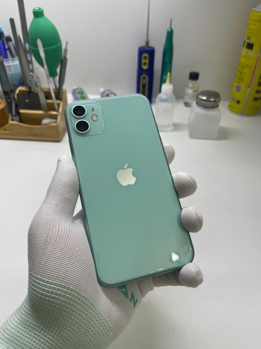 iPhone 11, в хорошем состоянии