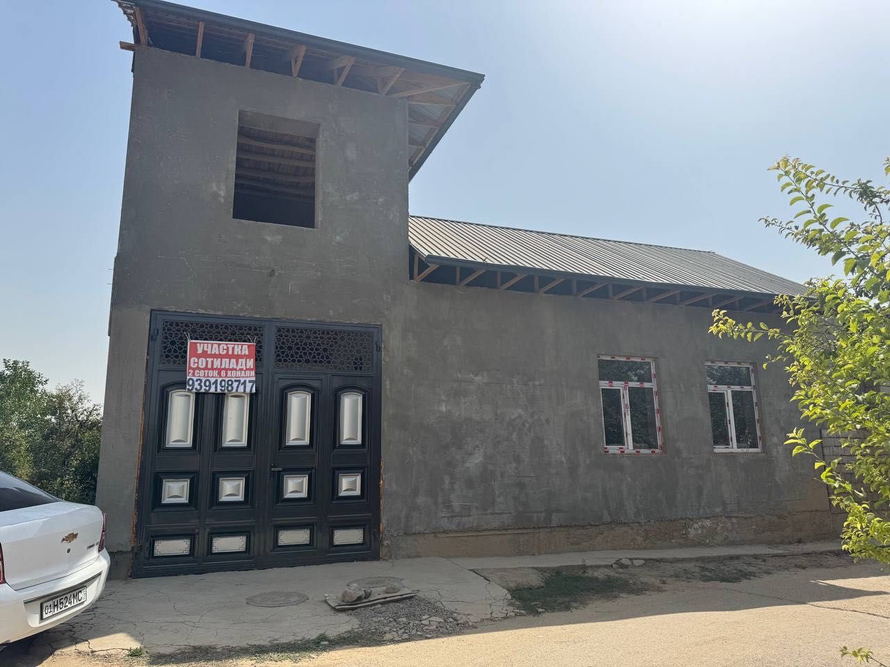 Hovli 6 xonali uy