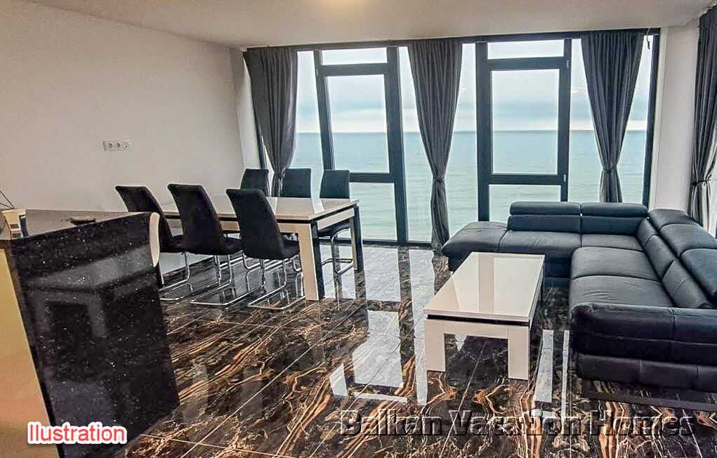 Просторен тристаен луксозен апартамент на брега на морето в Обзор