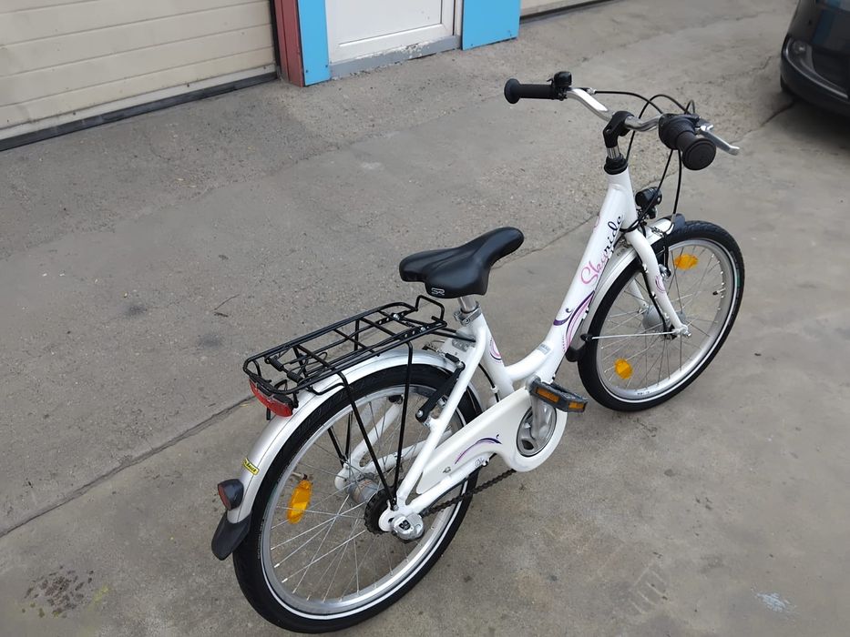 Vând bicicleta din aluminiu pentru copii