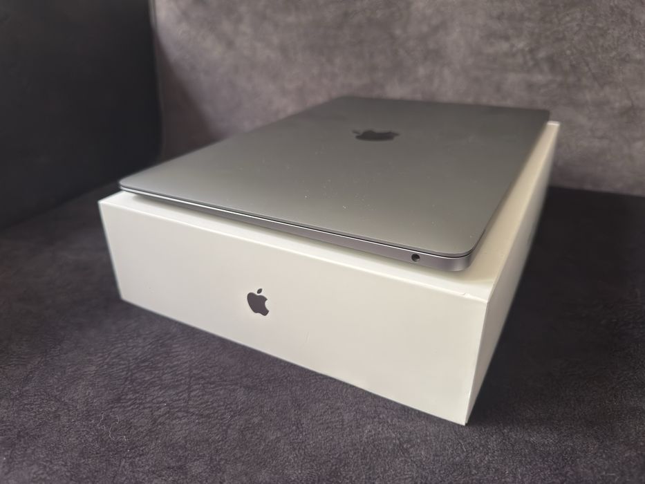 Macbook 2020 m1 256ssd
