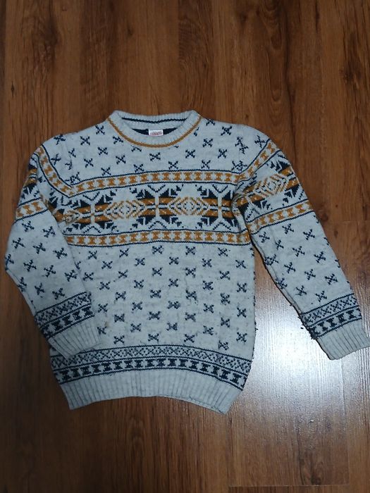 Джемпер теплый  на мальчика