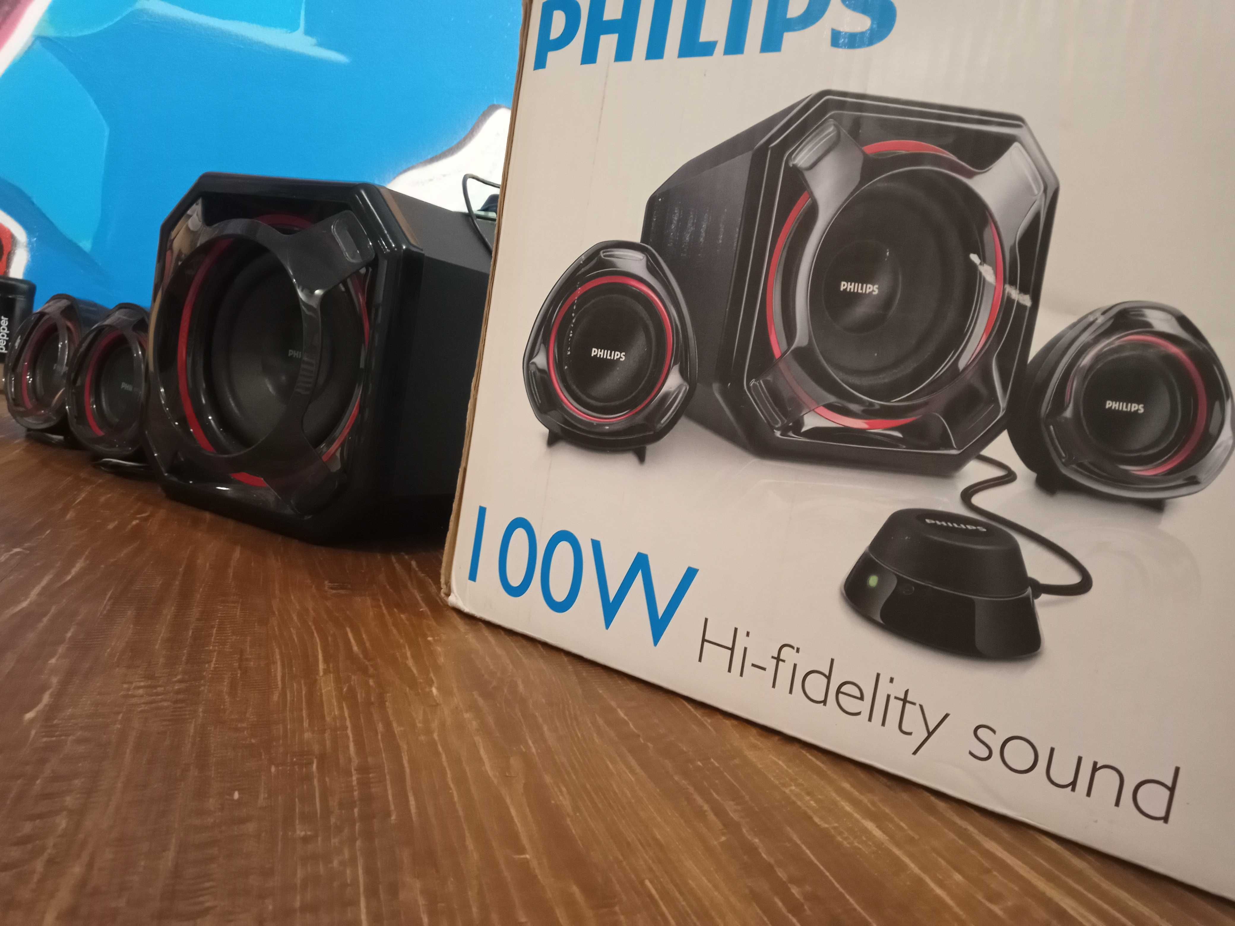 PHILLIPS 2 + 1 subwoofer SPA5300