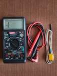 Multimetru digital UNI-T M890C+ (include temperatura, capacitate)