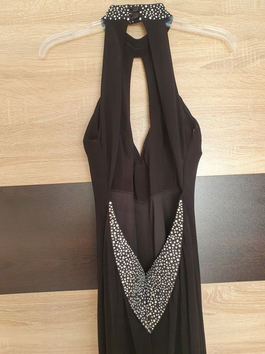 Официална черна рокля