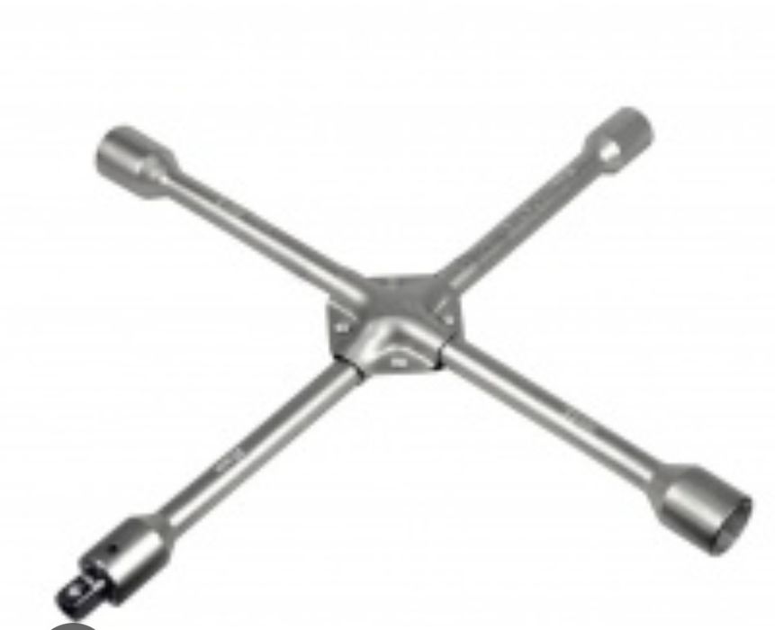 Ключь титан премиум с переходником и с головками на 17, 19, 21.