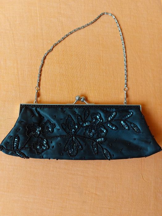 Vând clutch-uri party - gentuțe