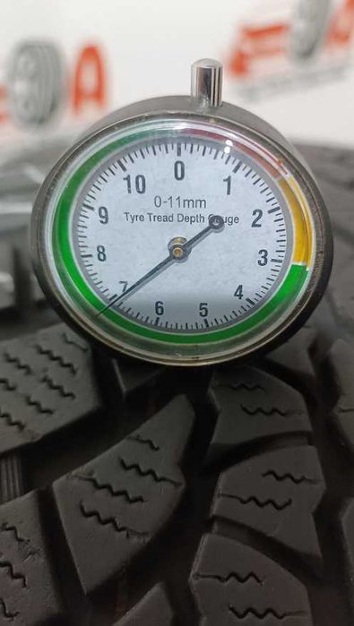 235/40/19 92V KUMHO CP N10442 M+S IARNA