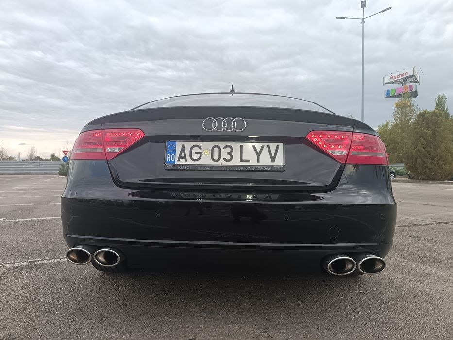 Audi A5 sportback Pre facelift  2.0 tdi manual