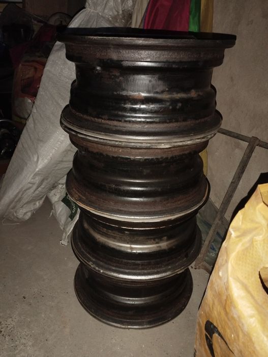 Төртеуі бірге сатылады