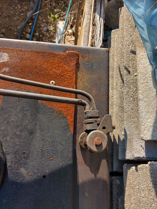 Резак Кракра Български!