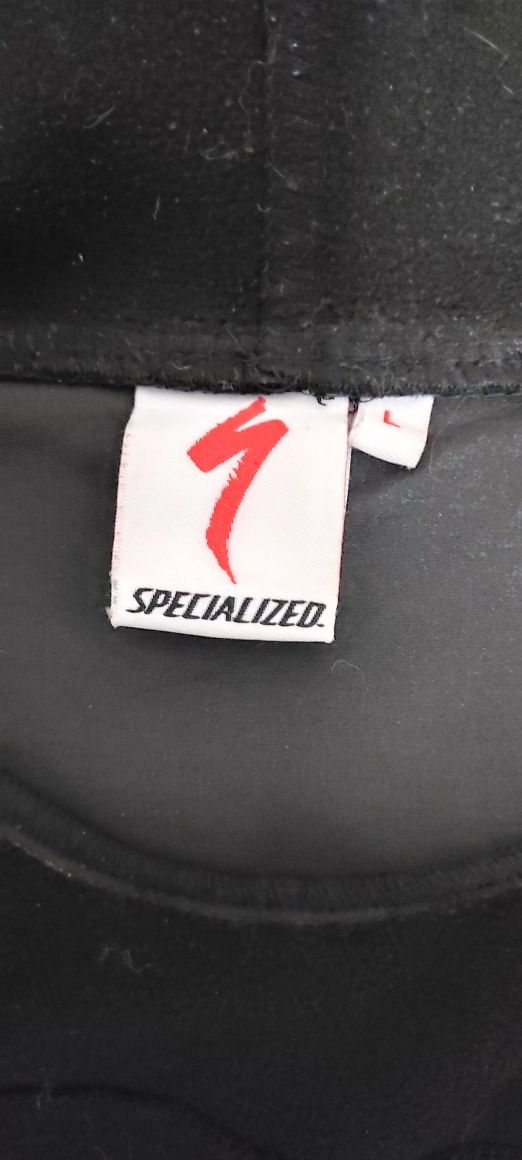 Vând geacă Specialized