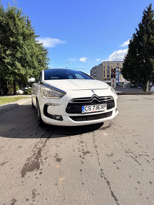 Citroen ds5 hibrid02: motorina +electric