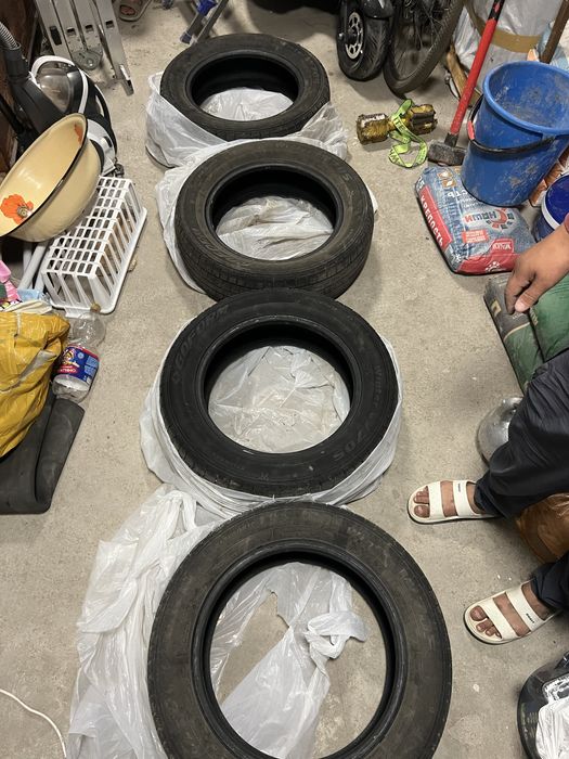 Зимние баллоны 215/60 R17, комплект 4 шт — 40 000 тг