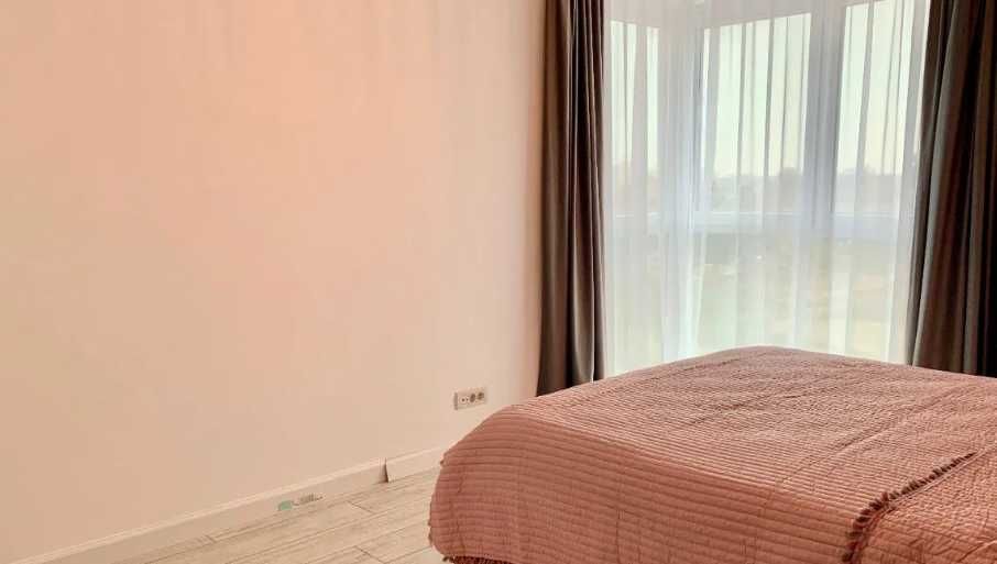 Дава се под наем Тристаен апартамент в Бургас, Славейков - 80 кв.м за 433.5 € - Снимка #3