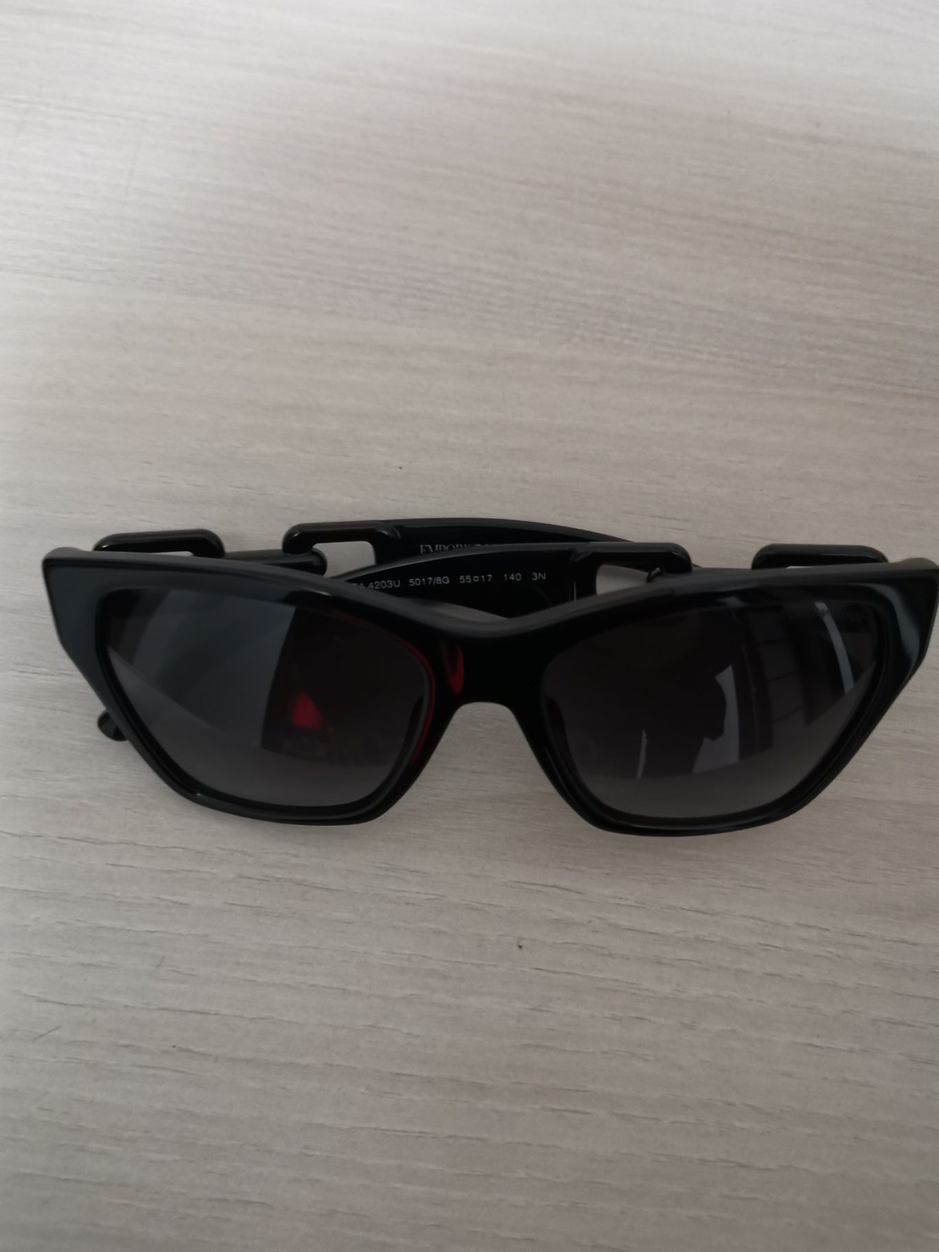 Ochelari Emporio Armani de soare!