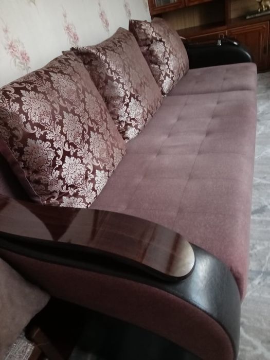 Продам в Петропавловске комплект мягкой мебели