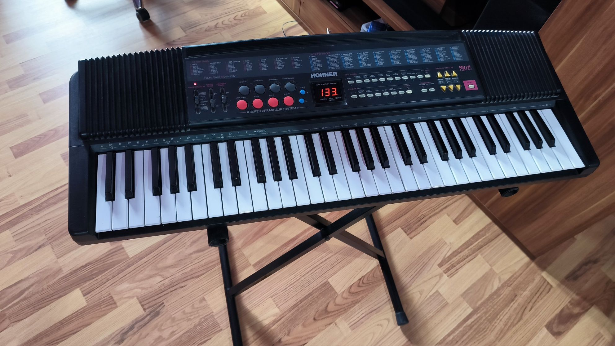 Orgă HOHNER  PSK _65  cu stativ