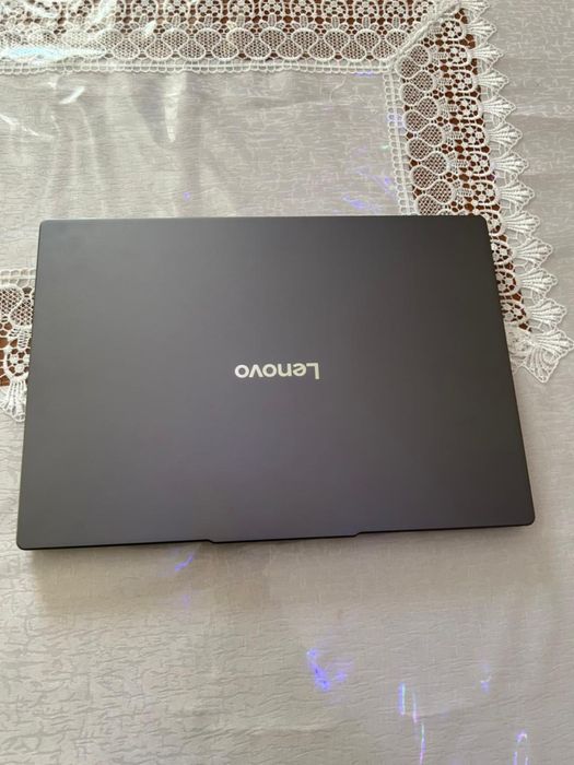 Ноутбук Lenovo новый