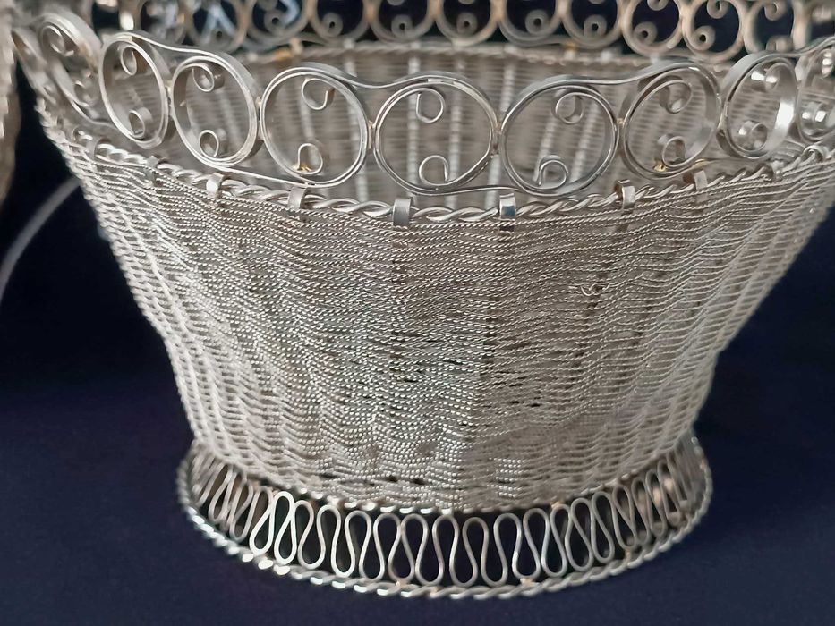 Зашеметяващ филигран