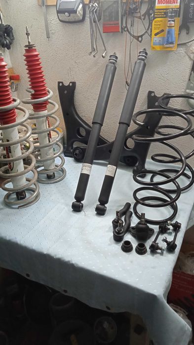 Пружины на автомобиль Rav4