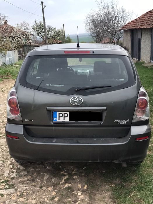 Toyota Corolla verso 2.0D4D(116к.с.)