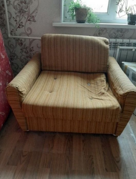 Продаётся кресло-кровать. Производство Чехословакия