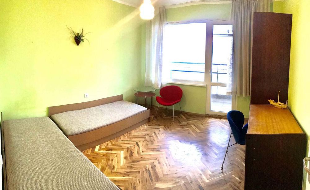 Дава се под наем Тристаен апартамент в Бургас, Братя Миладинови - 90 кв.м за 510 € - Снимка #2