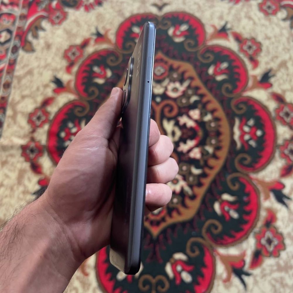 poco x5 5G 8/256gb
