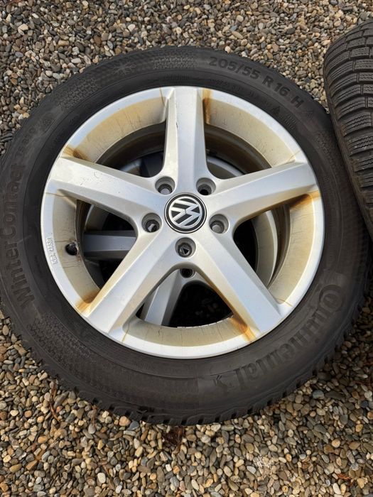 Vand jante aliaj originale VW golf 7 cu anvelope iarna 205 55 16