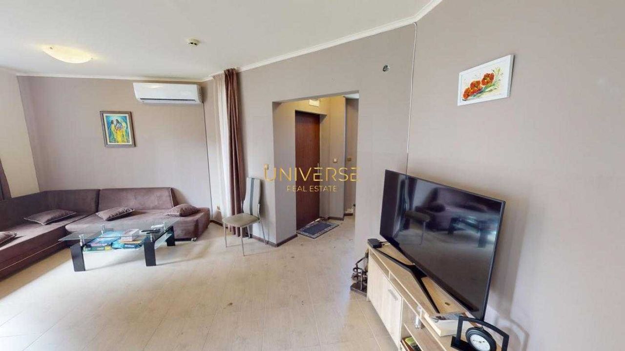 Продава се Четиристаен апартамент в с. Кошарица, Област Бургас - 143 кв.м за 945 €/кв.м - Снимка #2