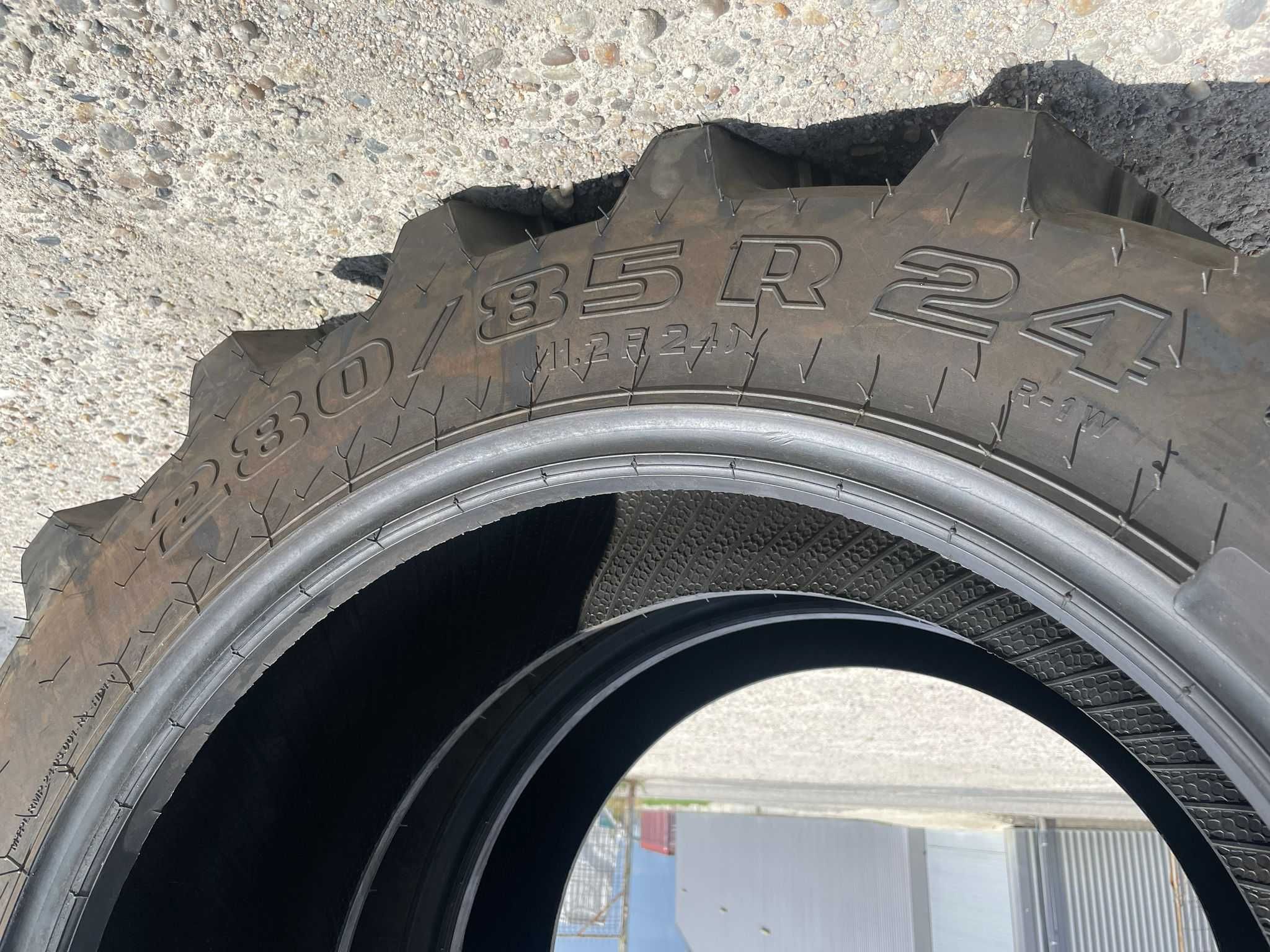 Anvelope radiale 280/85r24 cauciucuri noi 11.2r24 tractor