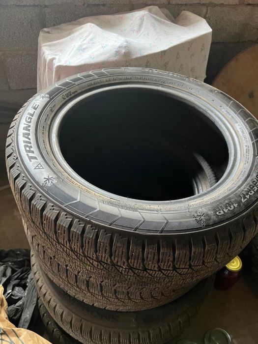 зимние шины 215/55/17