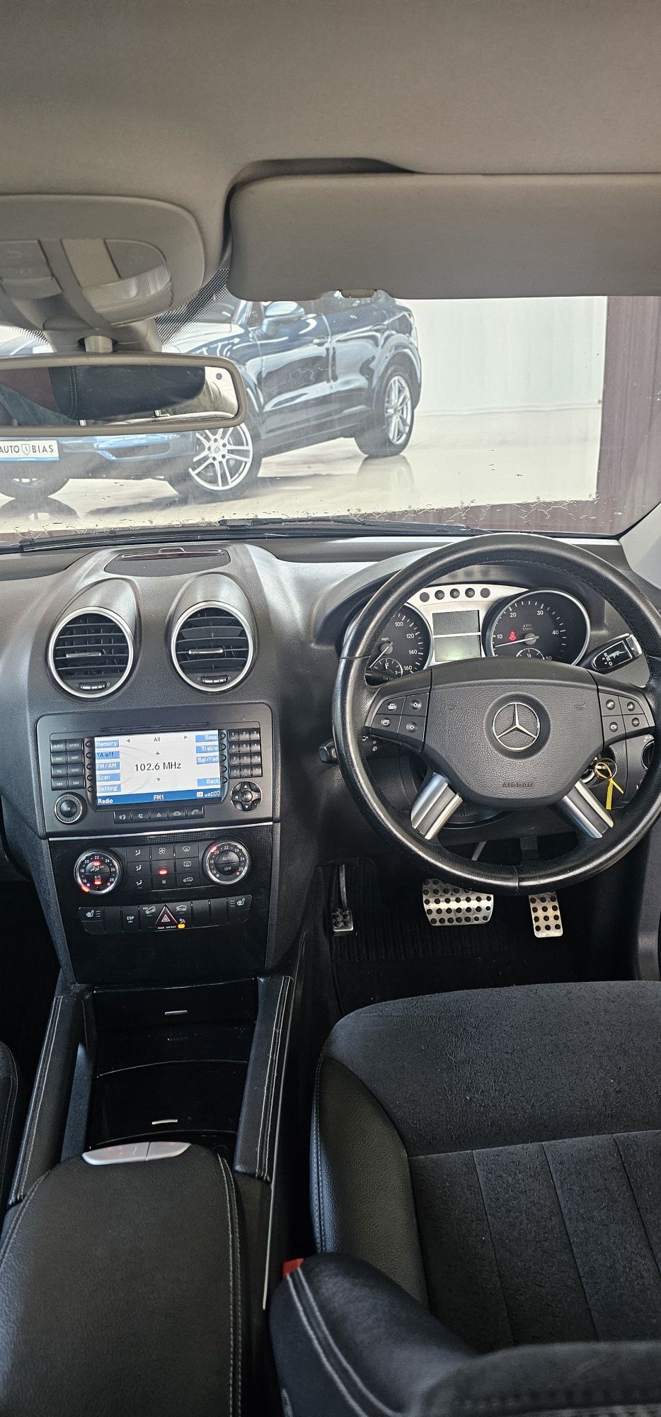 Mercedes ML 320 D 2007  3.0 V6 , volan partea dreapta