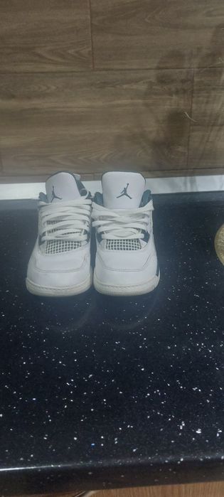 Jordan 4 mărimea 34 noi