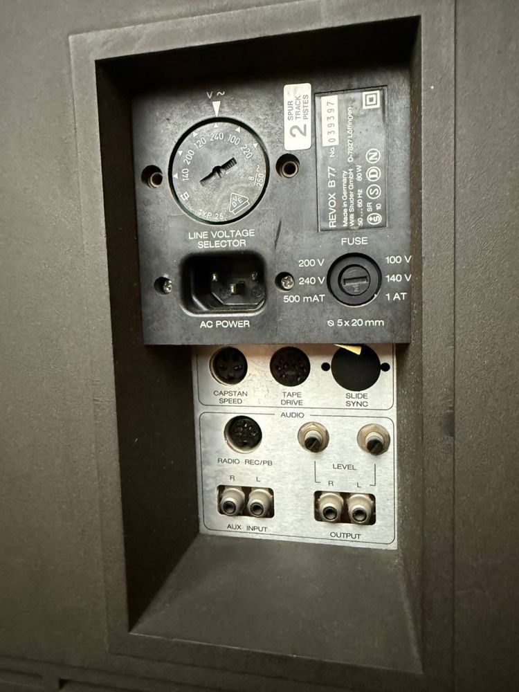 Катушечный магнитофон Revox B77 Stereo Tape Recorder