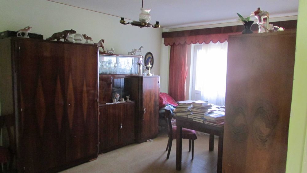 apartament 3 camere decomandat etaj 2  M. EMINESCU  CĂLAN